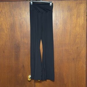 High Waisted Crossover Flare Leggings